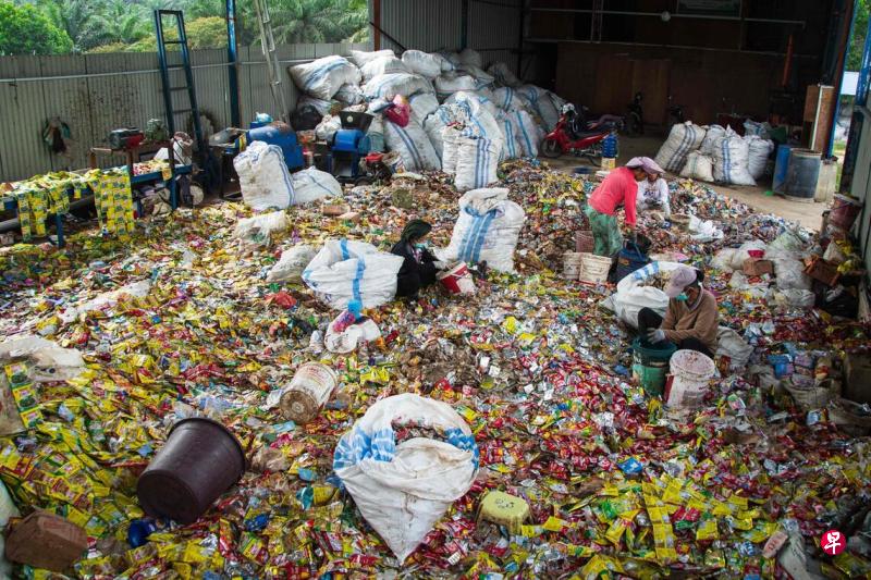 雅加达雨水含微塑料 恐污染环境及危害人体健康